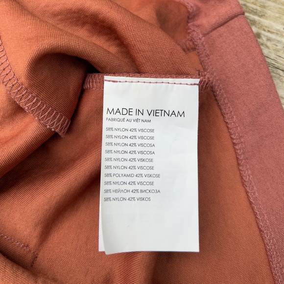 Club Monaco ⎮ Short sleeve top - Picture 8 of 8